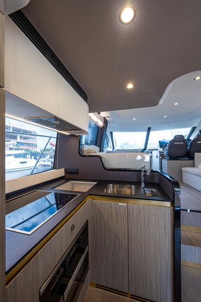 2019 Azimut 55