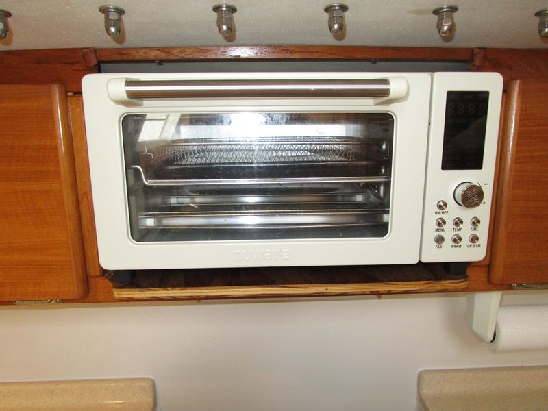 2000 Catalina 320