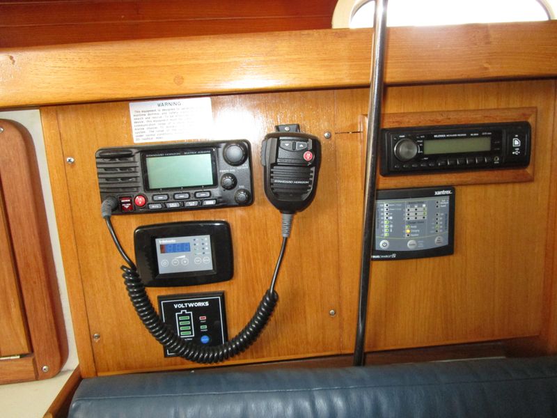 2000 Catalina 320