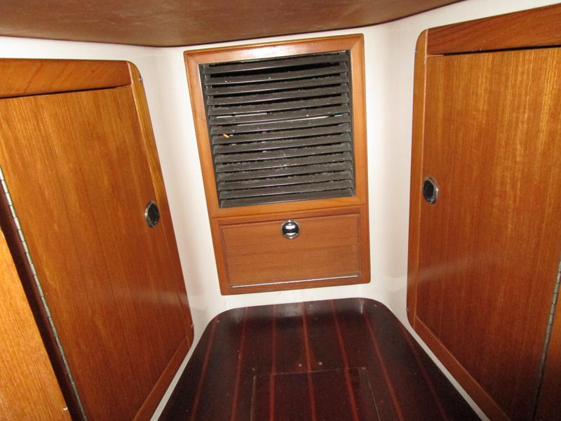 2000 Catalina 320