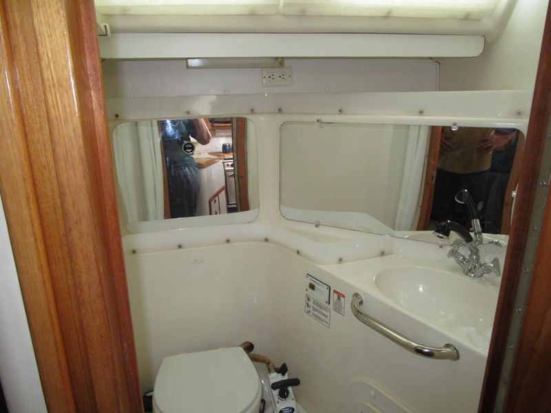 2000 Catalina 320