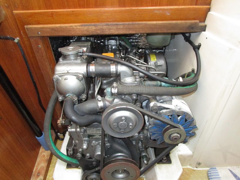 2000 Catalina 320
