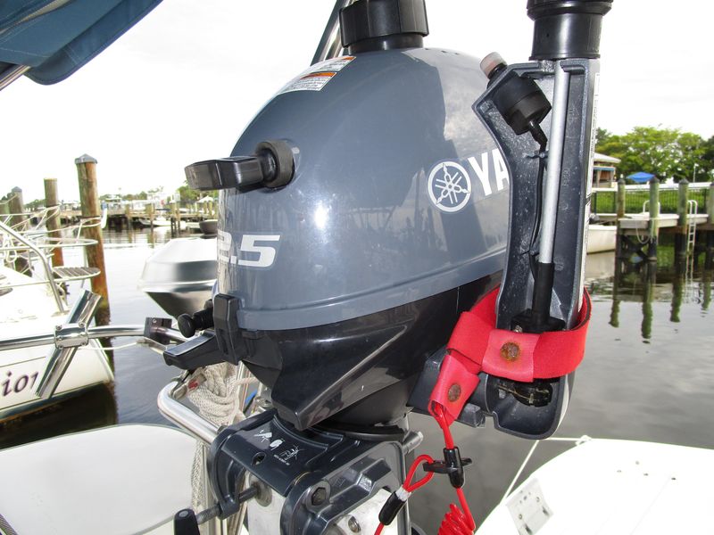 2000 Catalina 320