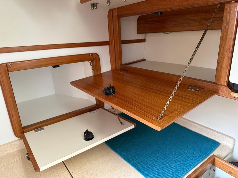 2000 Catalina 320