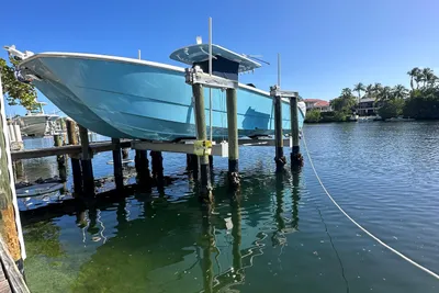 Invincible 37 Catamaran