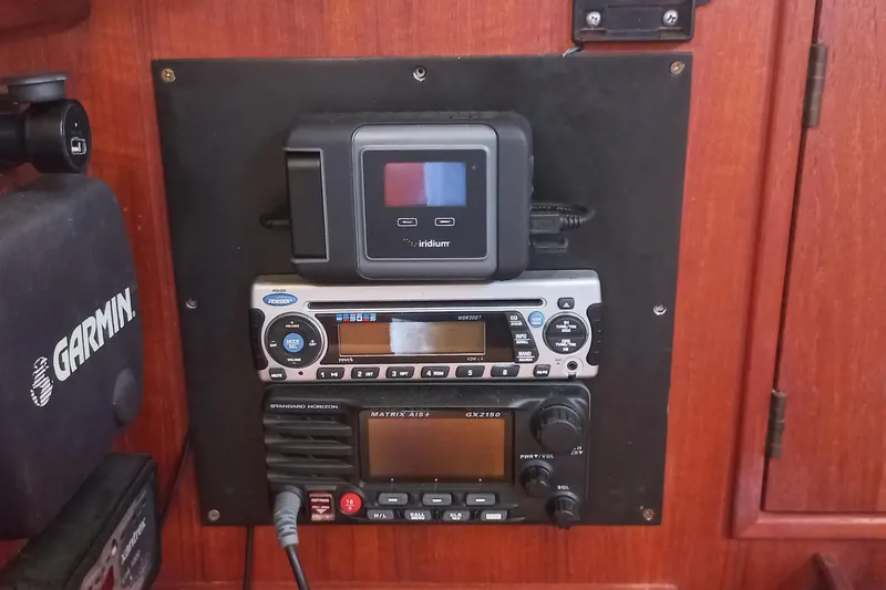 Ivory Star Yacht Photos Pics Navigation and communication equipment on a 1999 Island Packet 350 sailboat.