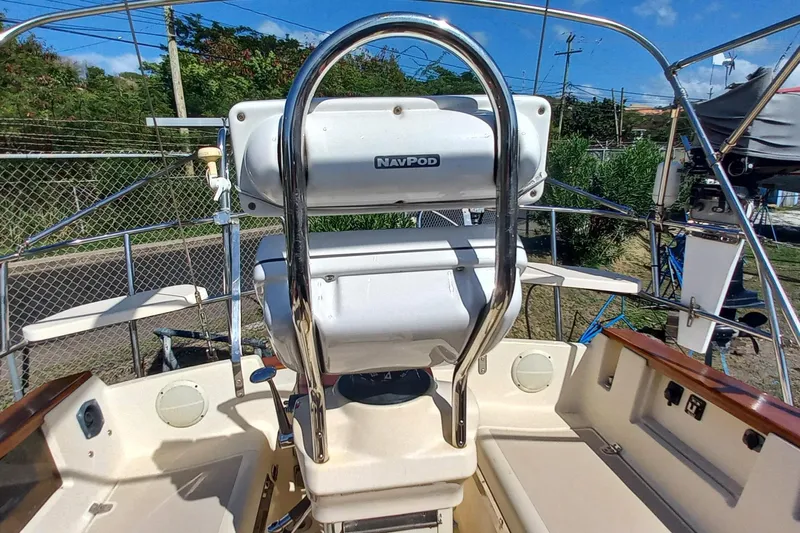 Ivory Star Yacht Photos Pics Cockpit view of 1999 Island Packet 350 sailboat with NavPod system.