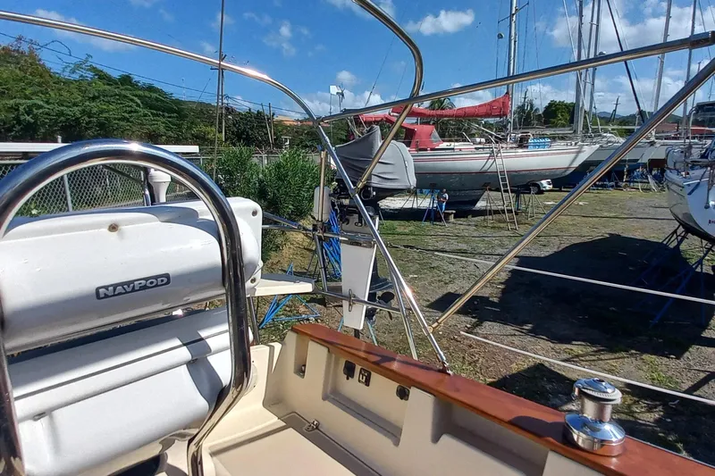 Ivory Star Yacht Photos Pics Cockpit view of a 1999 Island Packet 350 sailboat with NavPod equipment.