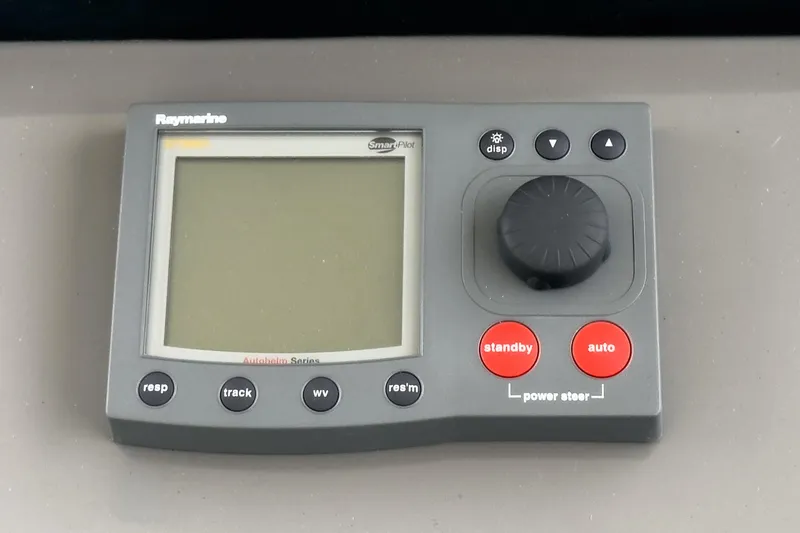 Rainbow Yacht Photos Pics 