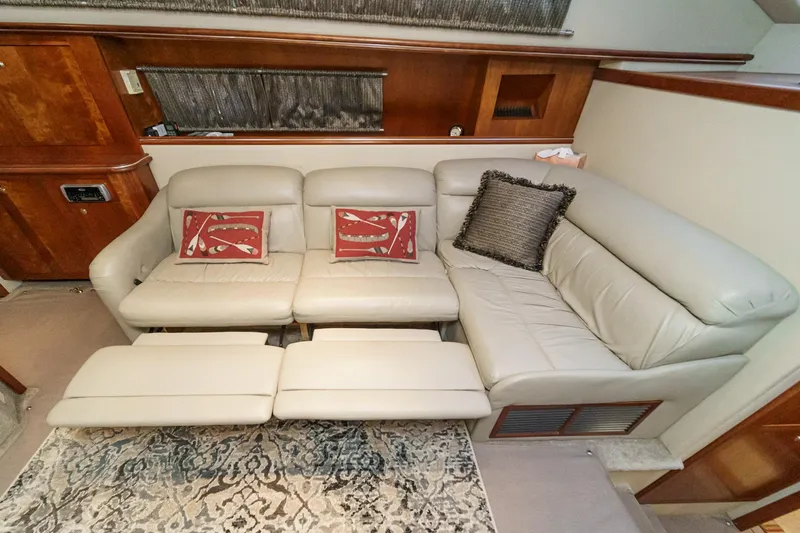 Rainbow Yacht Photos Pics 