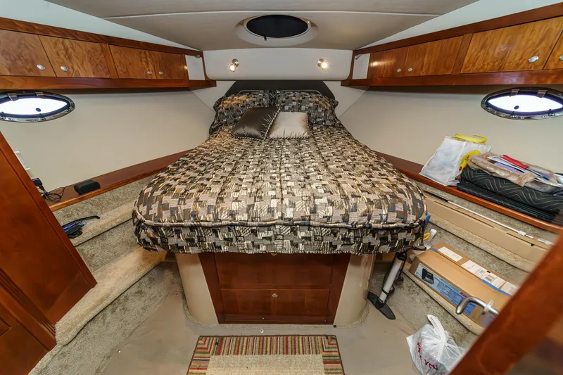 Rainbow Yacht Photos Pics 