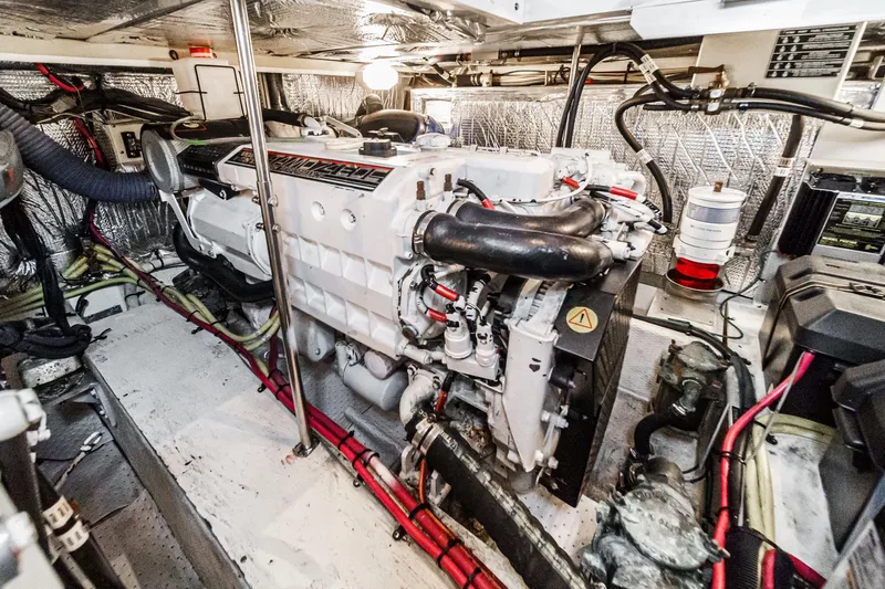 Rainbow Yacht Photos Pics 