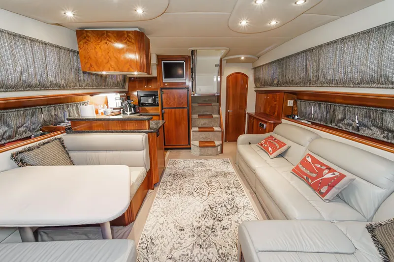 Rainbow Yacht Photos Pics 