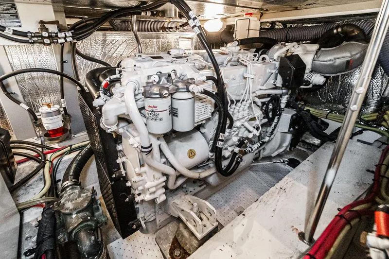 Rainbow Yacht Photos Pics 