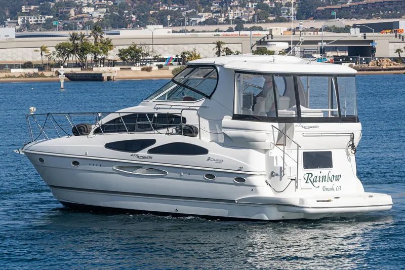 Rainbow Yacht Photos Pics 