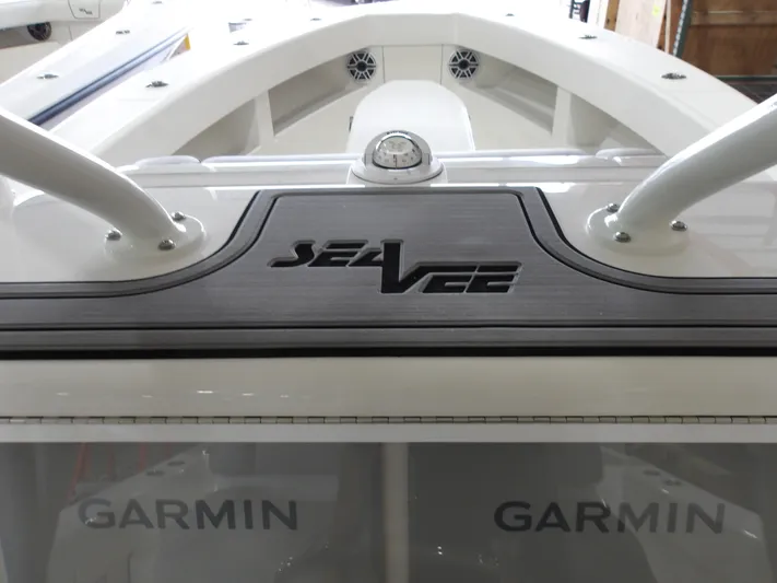 Seavee Yacht Photos Pics 2025 SeaVee 320Z boat with Garmin equipment, featuring sleek design and modern technology.