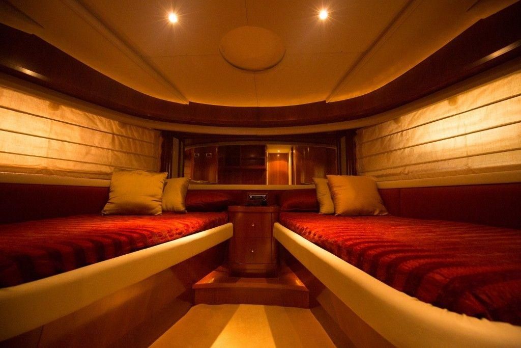 2004 Alfamarine 77 