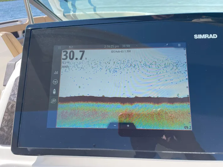  Yacht Photos Pics Simrad marine display on 2021 Sea Ray SLX 310 showing sonar data.