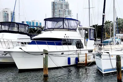 Carver 440 Aft Cabin Motor Yacht