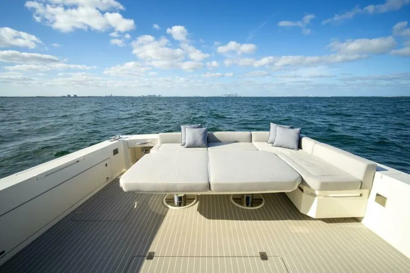  Yacht Photos Pics 2021 Uniesse Exuma Htc5 - Image 15