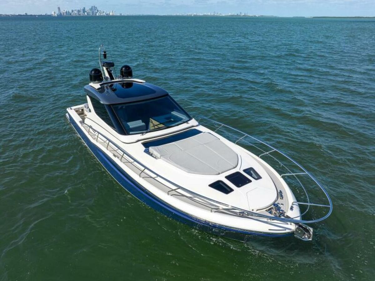 2021 Uniesse 55 