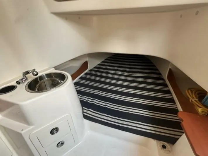 Low Hours Yacht Photos Pics 2019 Grady-white Canyon 336 - Image 28