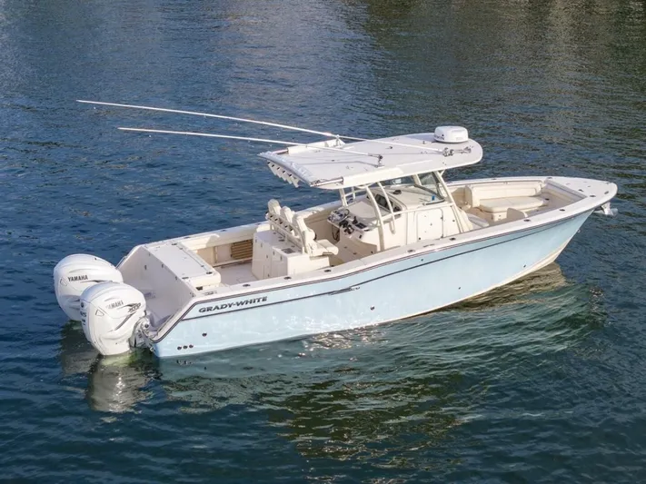 Low Hours Yacht Photos Pics 2019 Grady-white Canyon 336 - Image 12