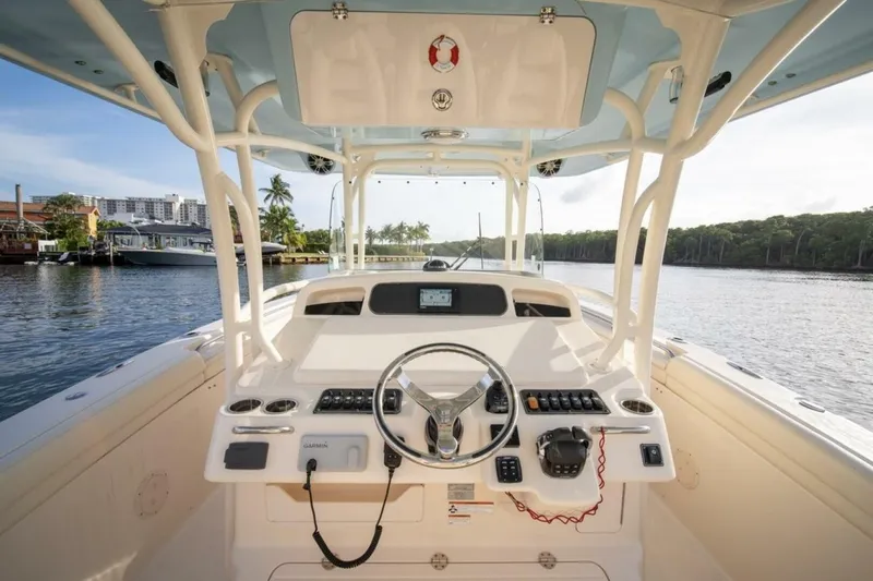 Low Hours Yacht Photos Pics 2019 Grady-white Canyon 336 - Image 19