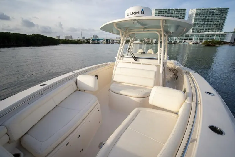 Low Hours Yacht Photos Pics 2019 Grady-white Canyon 336 - Image 26