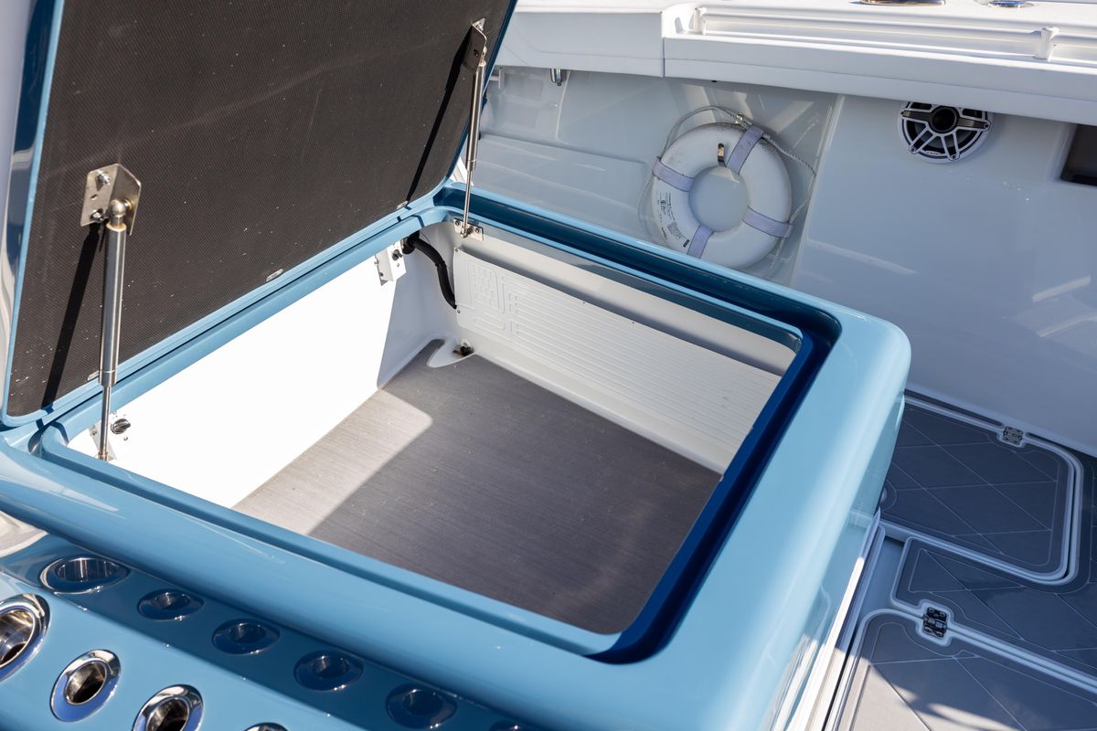 2024 Yellowfin 42 