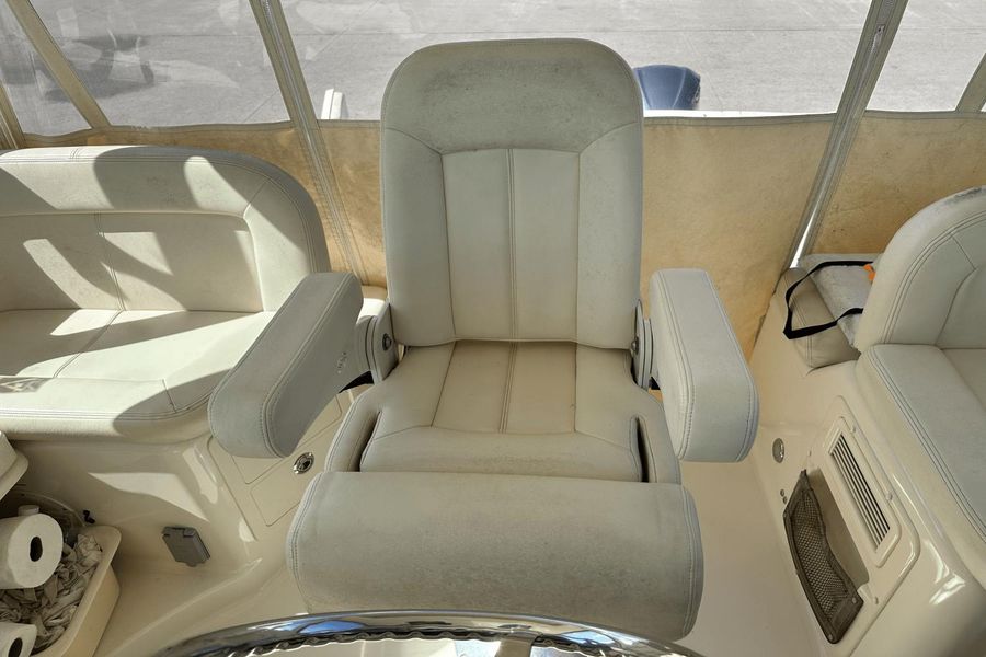 2015 Grady-White Express 370