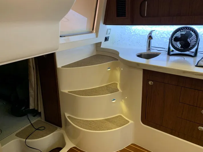 Chase Yacht Photos Pics 