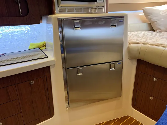 Chase Yacht Photos Pics 