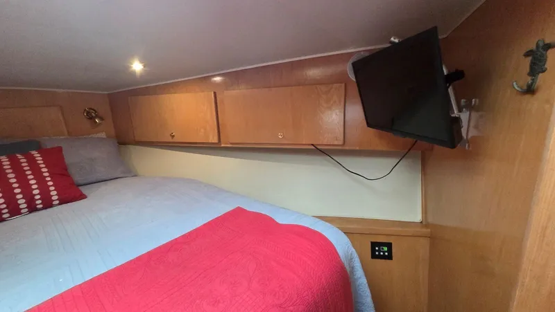 Toes In The Water Yacht Photos Pics 