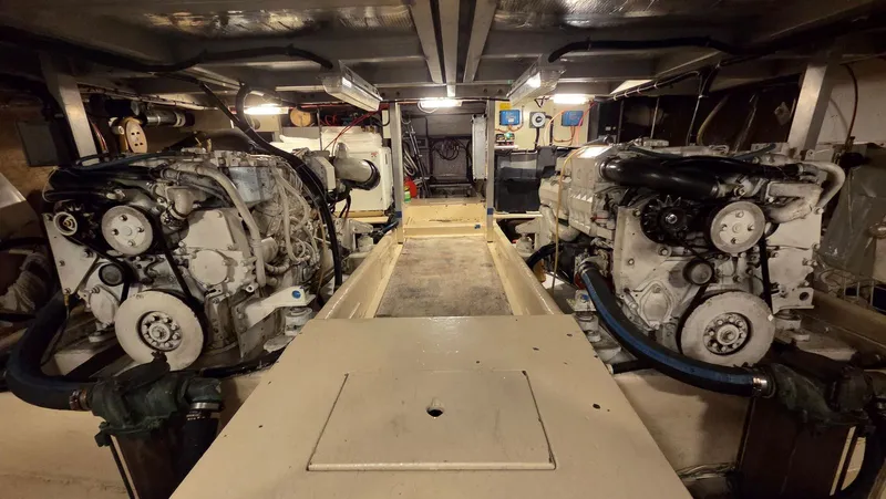 Toes In The Water Yacht Photos Pics 