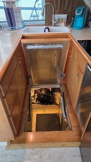 Toes In The Water Yacht Photos Pics 