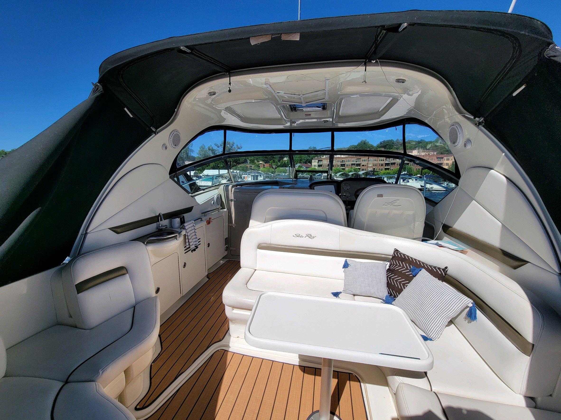 2007 Sea Ray 38 Sundancer Cruiser for sale - YachtWorld