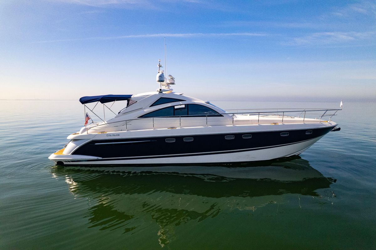 2009 Fairline 52 