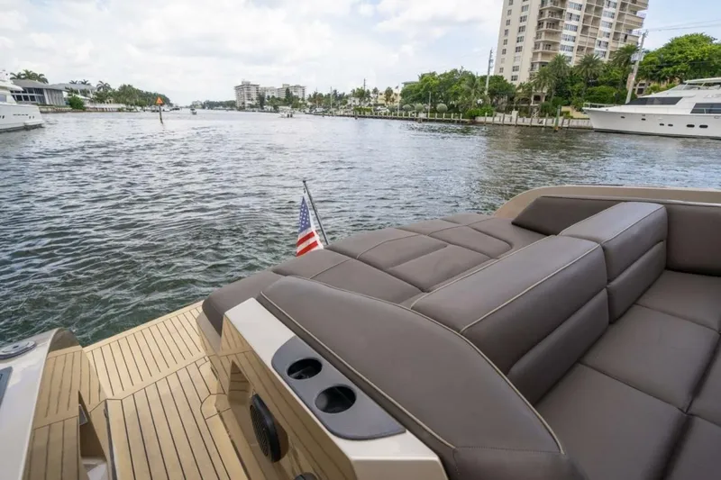  Yacht Photos Pics 2022 Vanquish Yachts Vq45 - Image 27