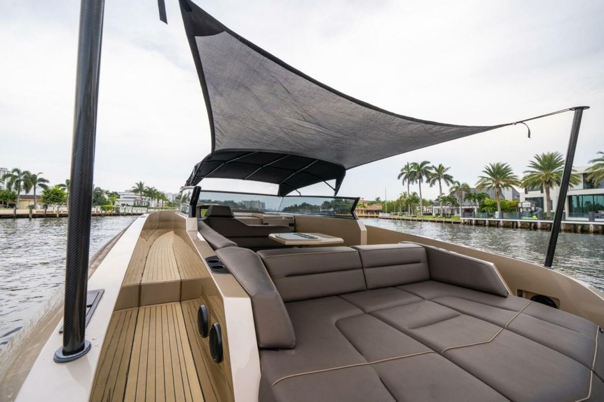 2022 Vanquish Yachts 45 