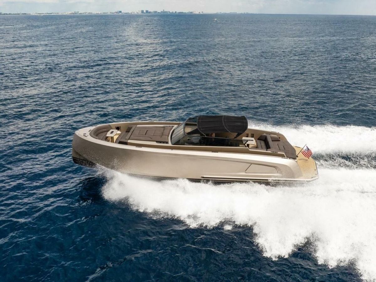 2022 Vanquish Yachts 45 