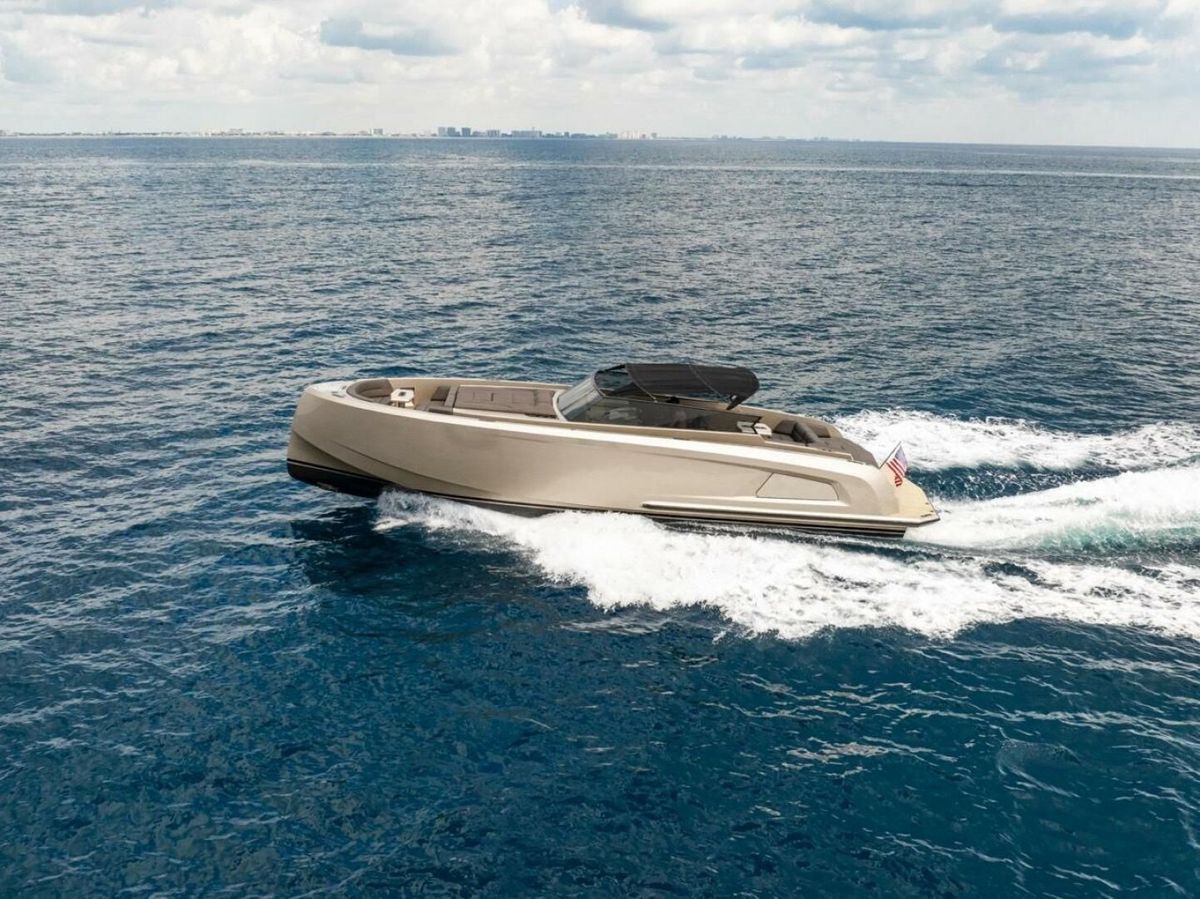 2022 Vanquish Yachts 45 