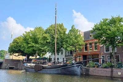1907 Woonschip incl ligplaats Rotterdam
