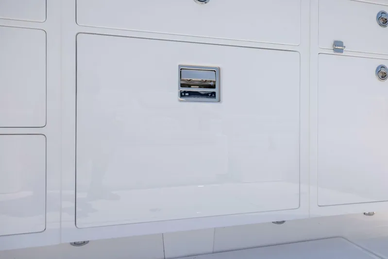  Yacht Photos Pics 2026 Hcb 48 Campeon - Image 19