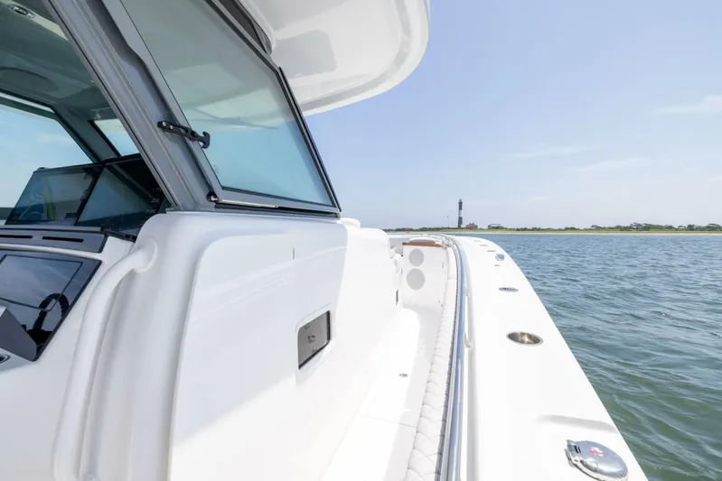  Yacht Photos Pics 2026 Hcb 48 Campeon - Image 40