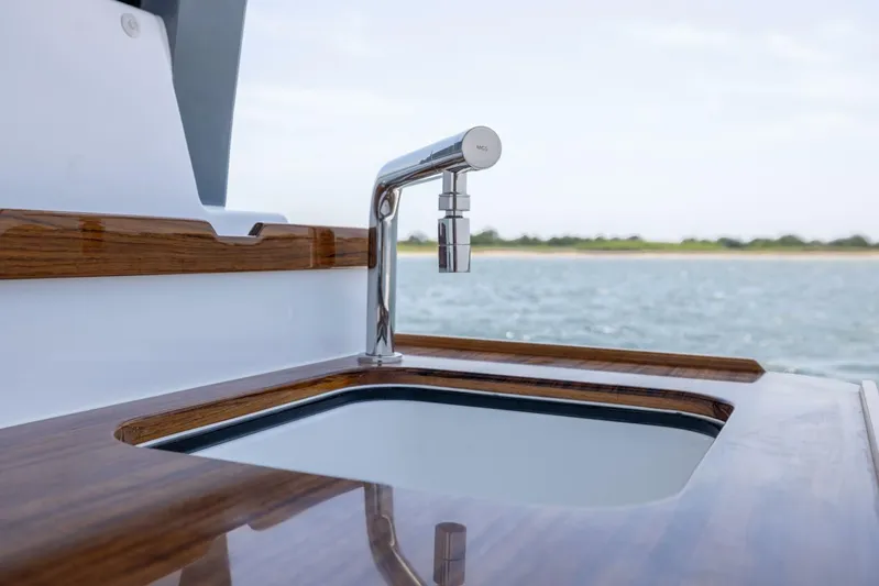  Yacht Photos Pics 2026 Hcb 48 Campeon - Image 23