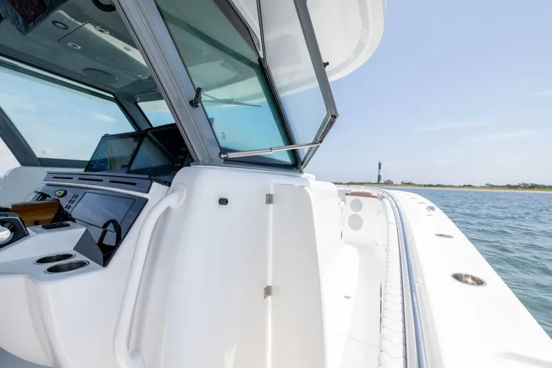  Yacht Photos Pics 2026 Hcb 48 Campeon - Image 41