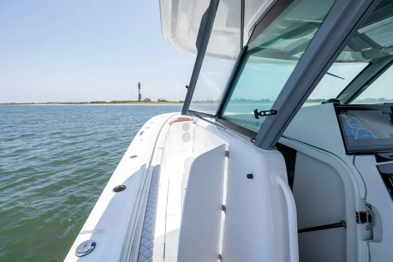  Yacht Photos Pics 2026 Hcb 48 Campeon - Image 32