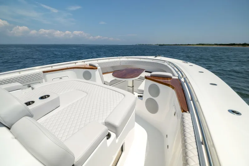  Yacht Photos Pics 2026 Hcb 48 Campeon - Image 44