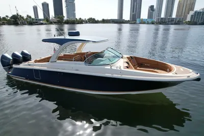 2022 Chris-Craft Launch 35 GT